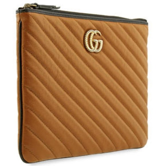 Gucci Calfskin GG Marmont Quilted Leather Pouch in Brown New with dust bag - Picture 1 of 4